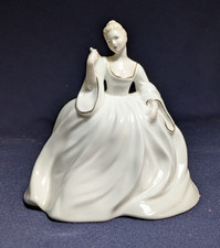 COALPORT "SAMANTHA" Figurine 5