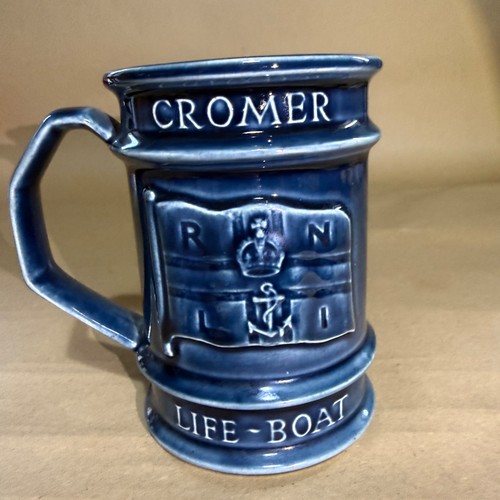 Vintage holkham pottery mug - vintage,