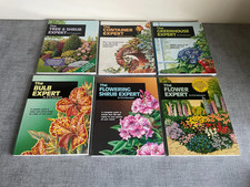 6 x Dr D.G. Hessayon Garden