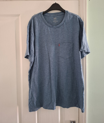 Levi blue solid - logo, crew