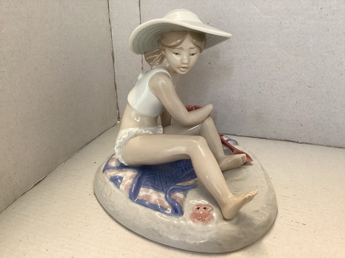 Lladro sandcastles c1988 - lladro, “sandcastles”