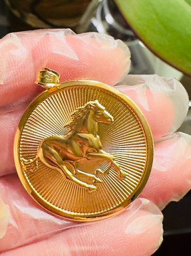 Authentic 18k saudi - authentic,