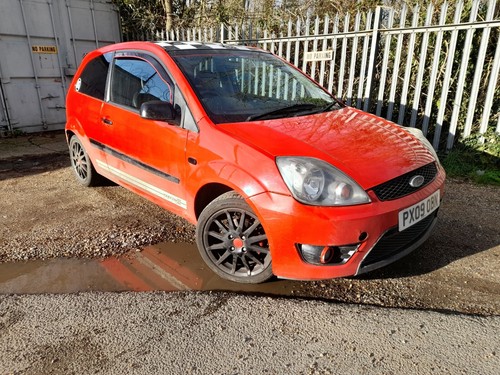 Ford fiesta mk6 red - red, 1.6
