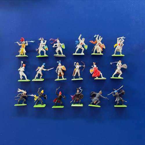Britains deetail dismounted - britains,