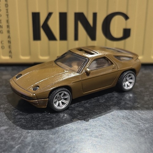 Hot wheels porsche 928s - hot, custom