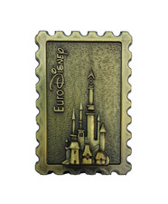 VTG 1990s EURO DISNEY CASTLE PIN BADGE REF #2