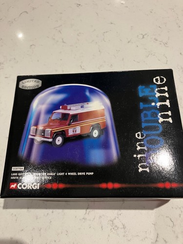 Corgi cc07704 land rover - land, 110