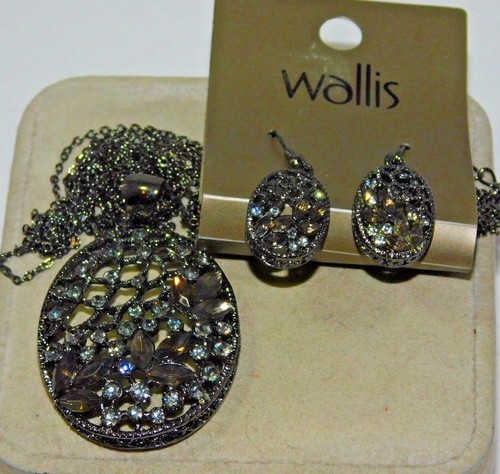 Wallis japanned pierced - wallis,
