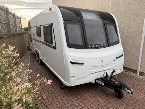 Bailey unicorn segovia 2020 - unicorn,