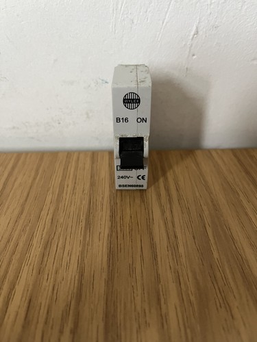 Wylex plug push - b6, mcb
