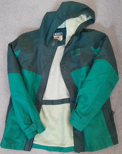Mountain warehouse protect - warehouse, the