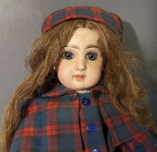 Antique baby twin - antique, mouth