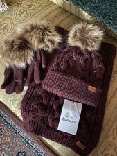 3 Pc Barbour PENSHAW  Beanie hat ,scarf & Gloves  Pompom Bobble Country Warm ❤️