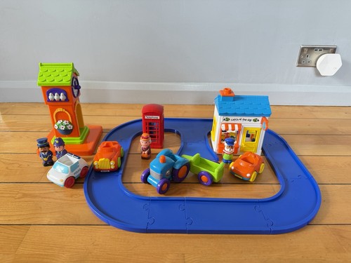 Elc happyland fish - shop, clock