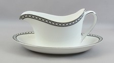 Wedgwood Contrasts Oval Gravy Boat / Sauce Jug and Stand / Drip Plate Set