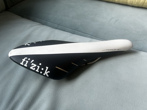 Fizik arione cycling saddle - arione,