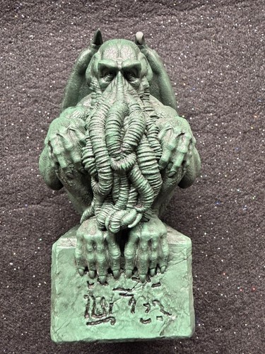 Cthulhu resin figurine - resin, 4.5”