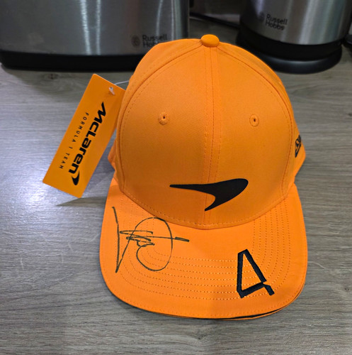 Lando norris signed - f1,