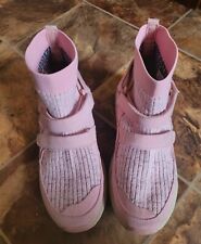 Skechers woman by Mark Nason size 5 NWOT