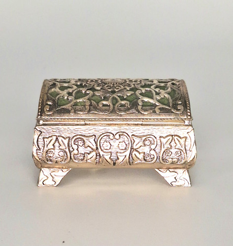 Vintage music box fuji - music,