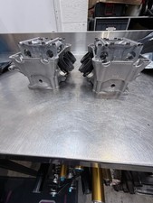 Honda RC45 Tony Scott Cylinder Heads