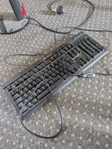 Corsair k68 rgb mechanical - corsair,