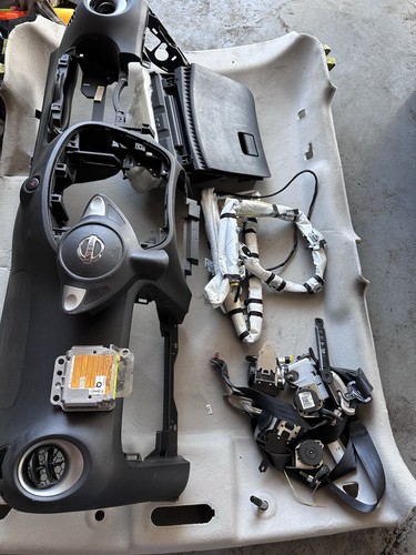 Nissan juke complete - nissan, dashboard