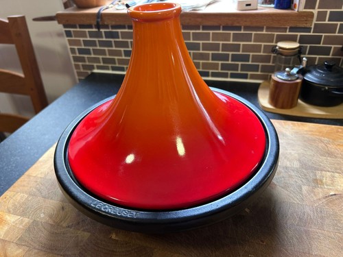 Creuset cast iron - cast,