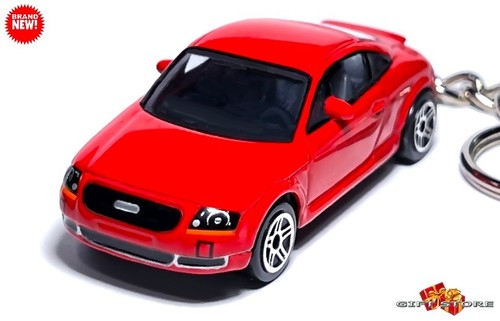 Rare keychain red audi - 🎁🎁rare,