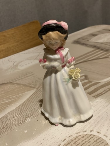 Royal doulton hn3047 - hn3047, 'sharon'