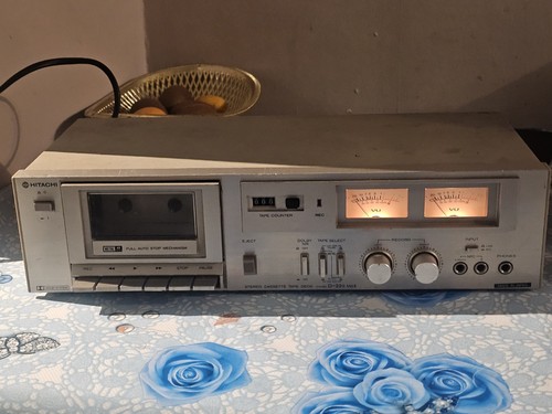 Stereo cassette deck hitachi - cassette,