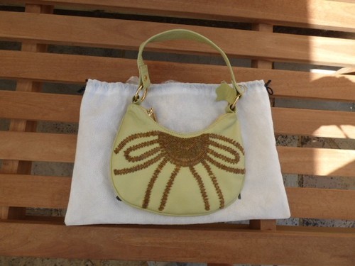 Pale green suzy smith - smith, real