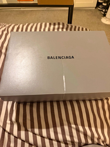 Authentic balenciaga triple - authentic, s