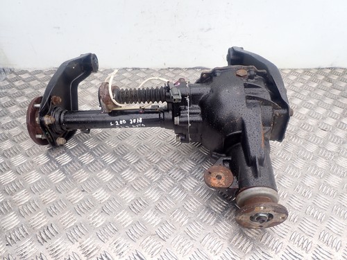 Mitsubishi l200 diesel - mitsubishi,