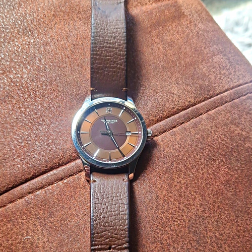 Victorinox swiss army - victorinox,