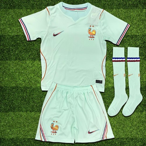 Age kids france - kids,