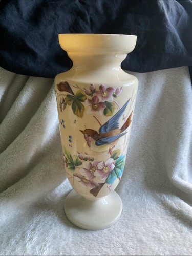 Old vintage glass bird - old,
