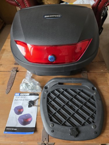 Oxford top box - 52, luggage