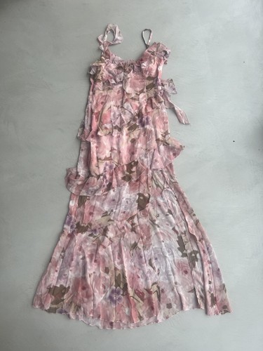 Urban outfitters love - urban, triangle