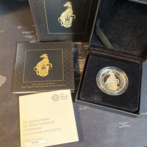 Royal mint 2021 queen - royal,