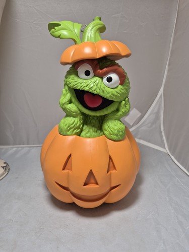 Sesame street oscar the - street,
