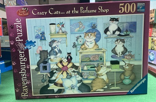 Crazy cats at the perfume - at,