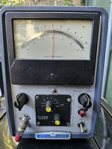 Vintage 425a microvolt - hp, dc
