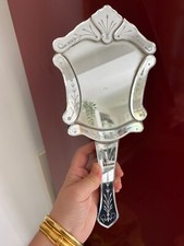 VENETIAN MIRROR HANDHELD