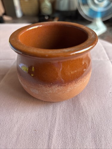 Small terracotta pot - small,