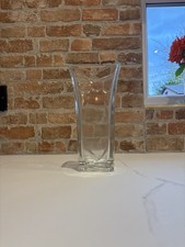 Bormioli Rocco. Vinciana Glass Flower Vase in Gift Box. 23cm tall. Made in Italy