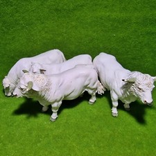 BRITAINS farm - Charolais cattle - Bull cow cows - vintage plastic animals