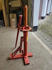 Manual Tyre Changer. Bolt Down To Floor. Used But Still Works Perfectly.