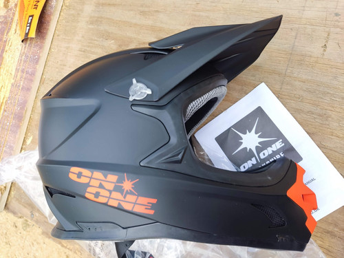 One full face mtb - full, helmet