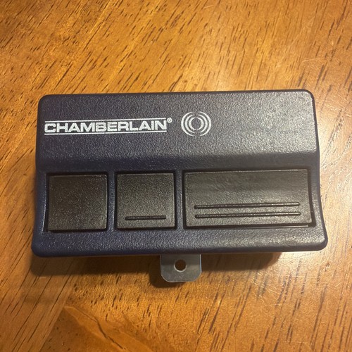 Chamberlain 953cd garage door - garage,